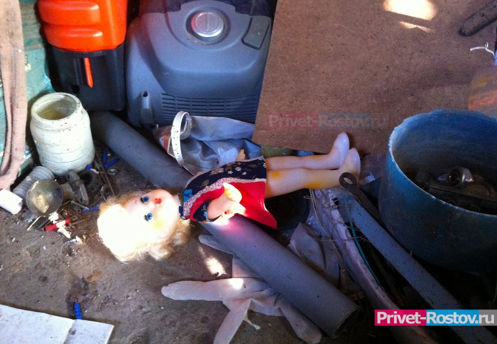 Мертвого младенца нашли на улице в Ростовской области