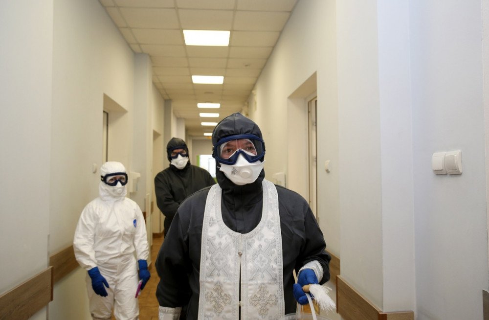 Священники будут помогать заболевшим коронавирусом в Ростовской области