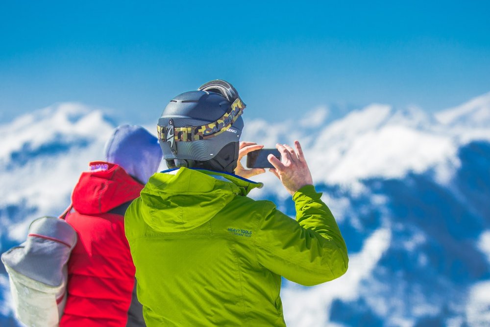 ВТБ: спрос на горнолыжные курорты в Сочи перед новогодними каникулами увеличился в 1,5 раза