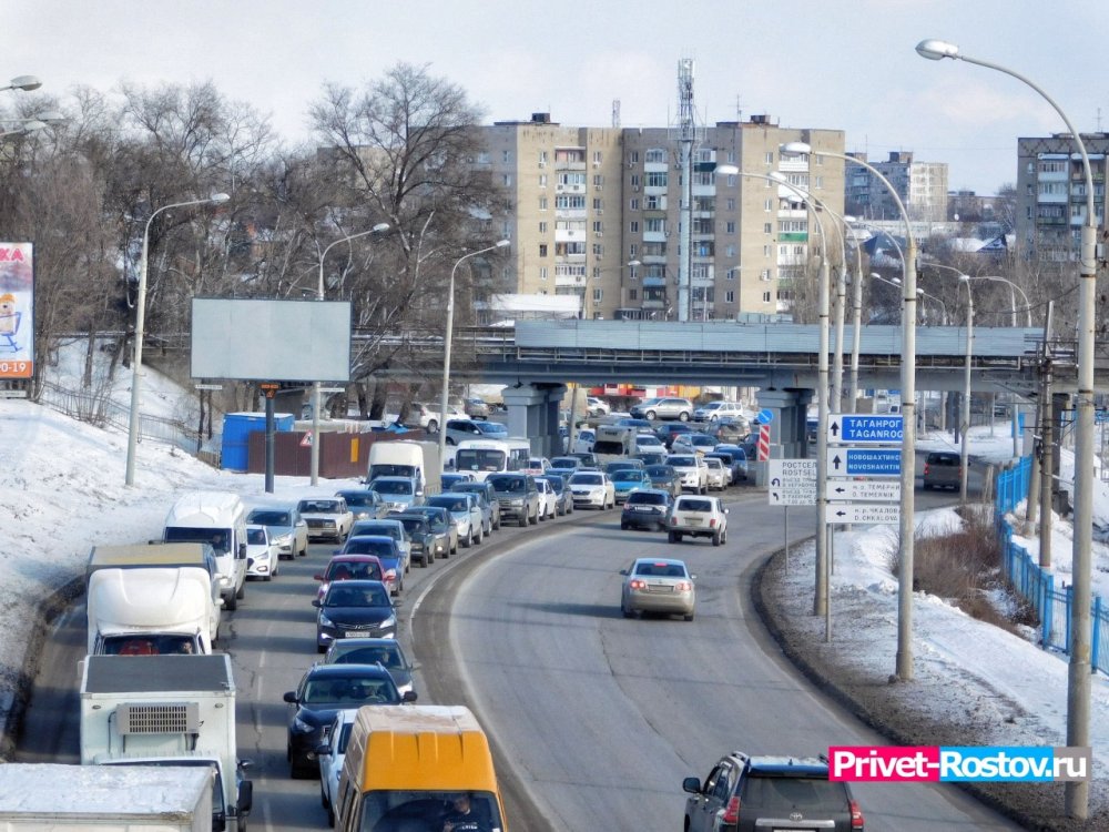 «Началось»: закрытый мост Малиновского сковал Ростов заторами