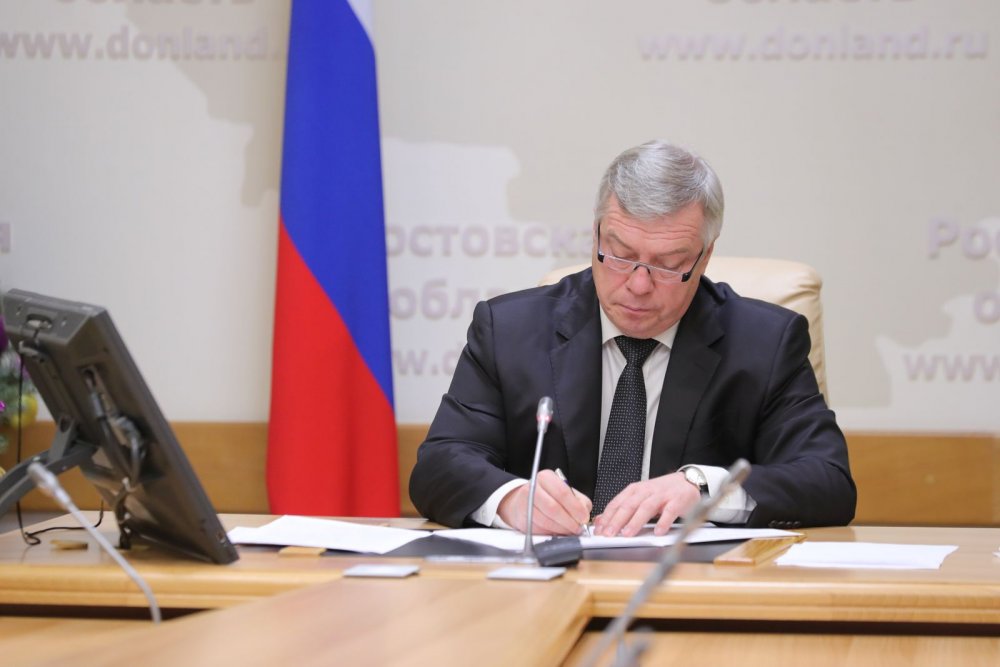 В Ростовской области губернатор Голубев ввел особый режим работы общепита