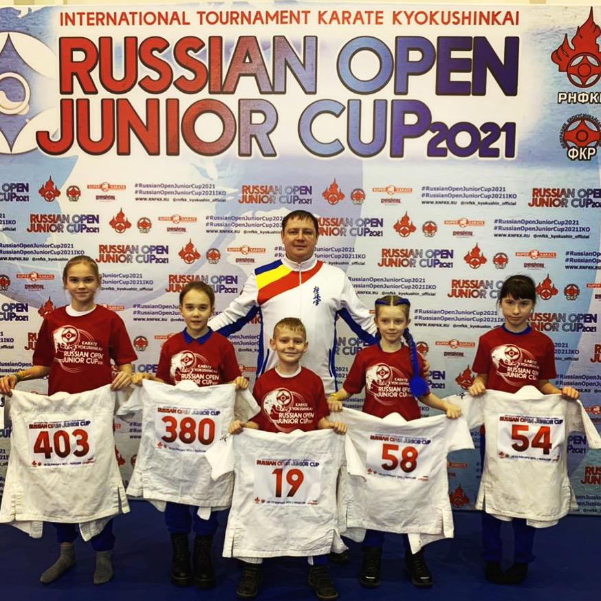Юные каратисты СК “Суворов” одержали серию побед на международных соревнованиях