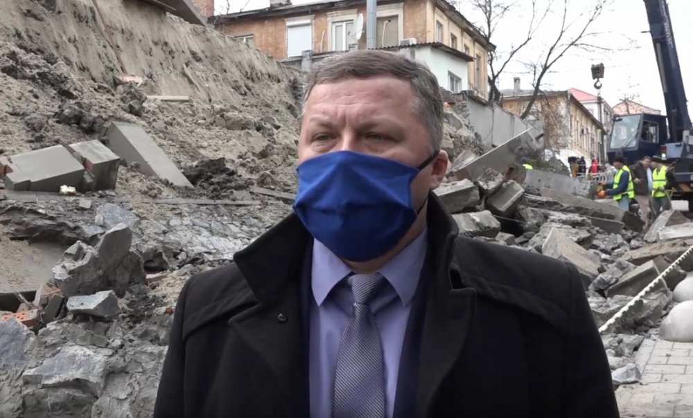 Обрушение стены на Семашко в Ростове устранят за два дня