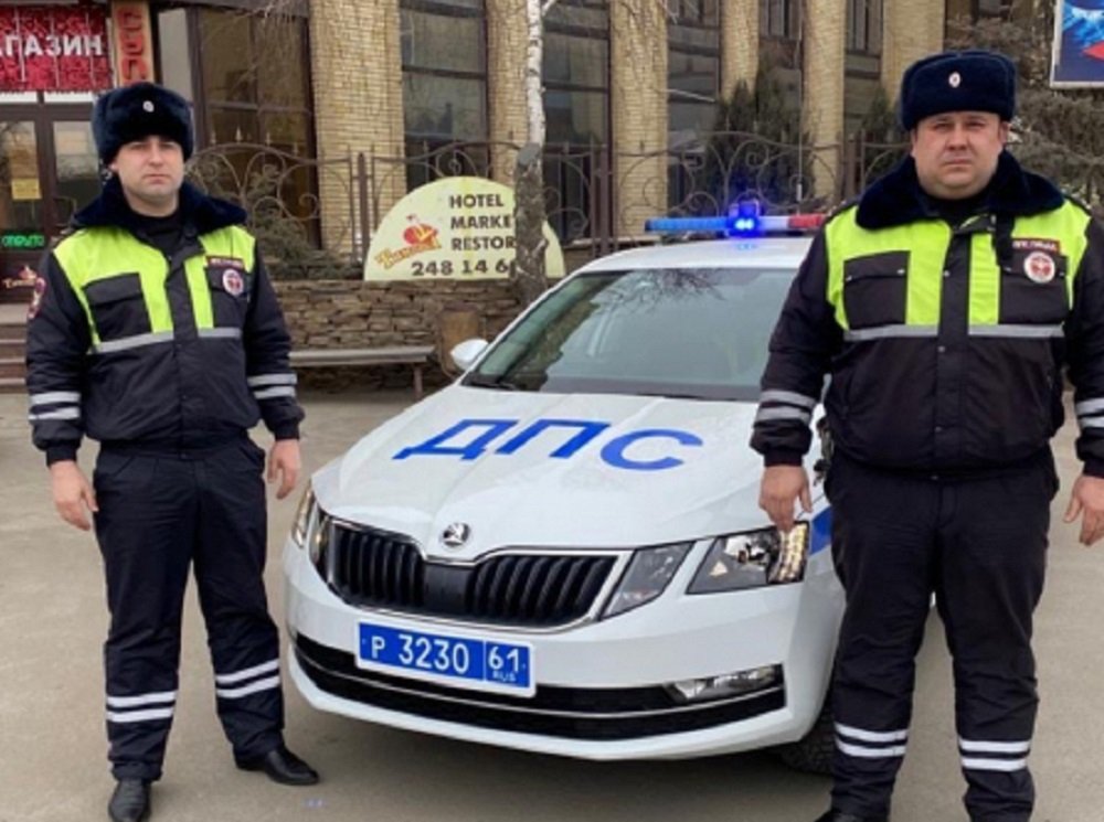 Мужчину от приступа эпилепсии спасли полицейские в Ростовской области