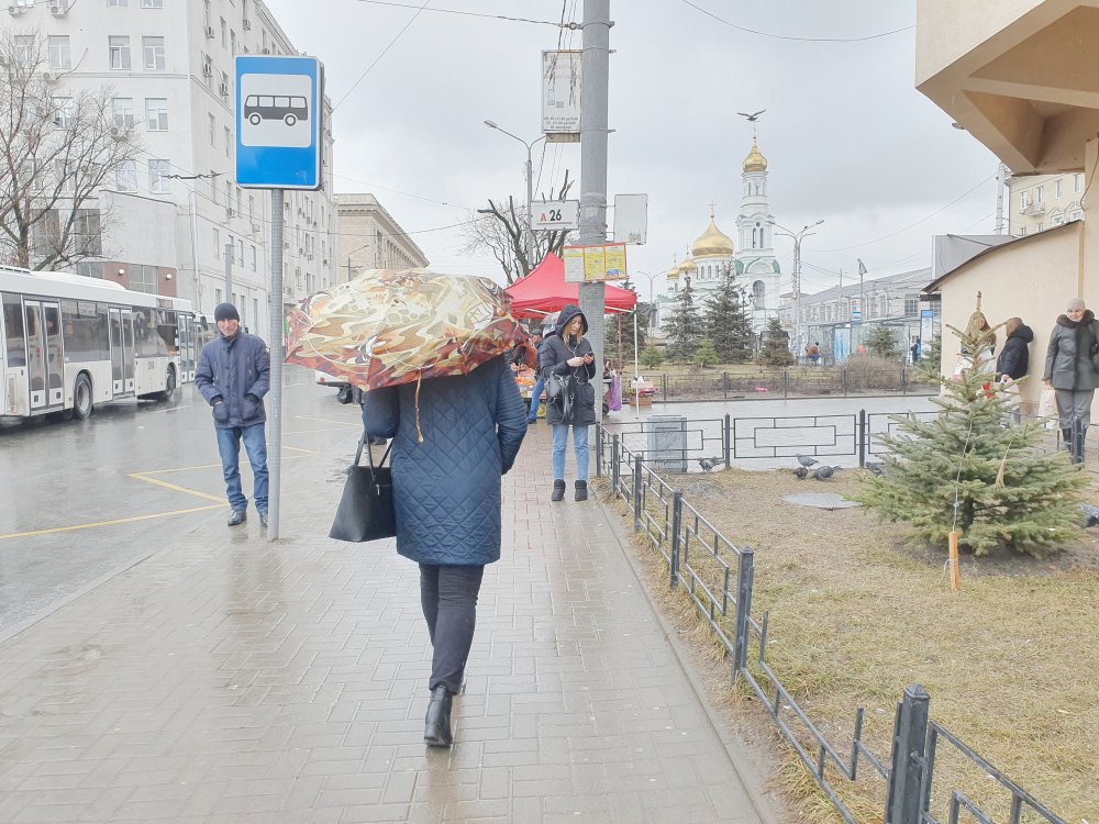 Весна под зонтом в Ростове-на-Дону