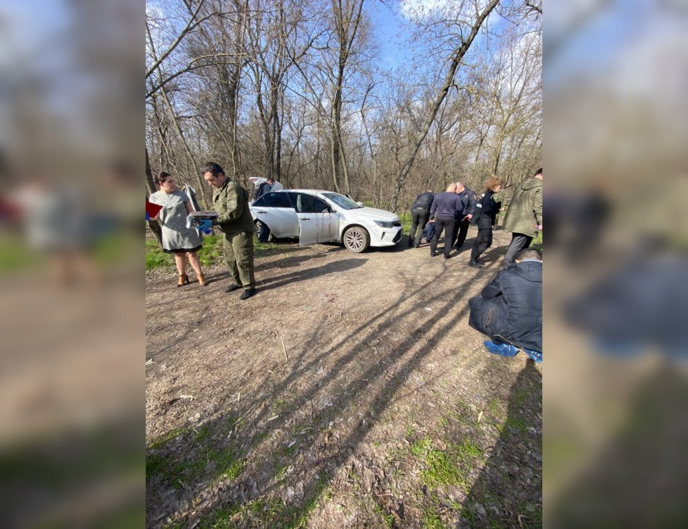 В Кумженской роще в Ростове нашли «Тойоту Камри» со следами крови