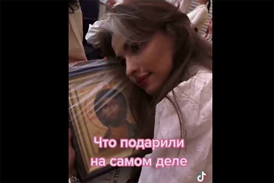 В Ростове-на-Дону победителям конкурса «Учитель года» подарили иконы