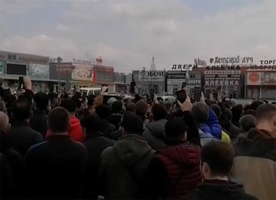 Правительство Ростовской области прокомментировало протесты предпринимателей на рынках Аксая