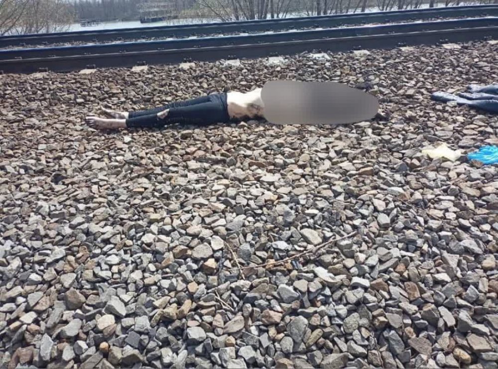 В Ростове-на-Дону рядом с железнодорожной станцией обнаружили тело девушки