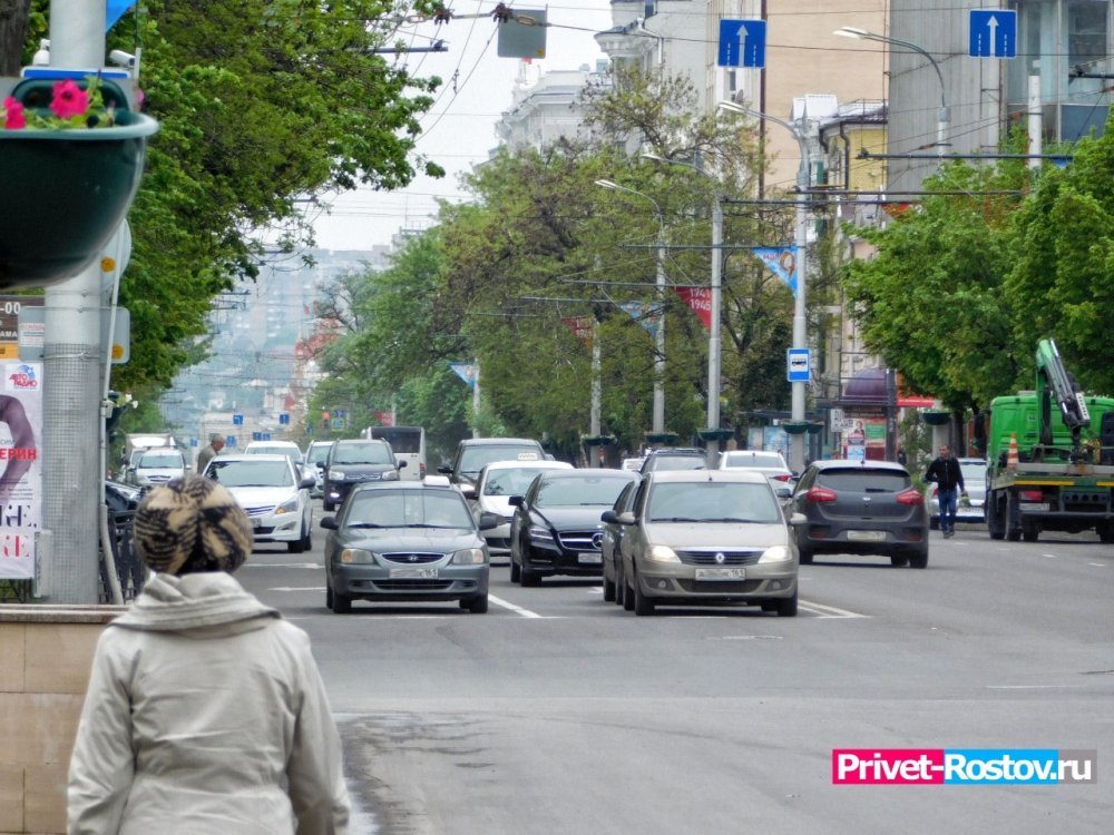 Ростов перед майскими праздниками сковали 9-балльные пробки