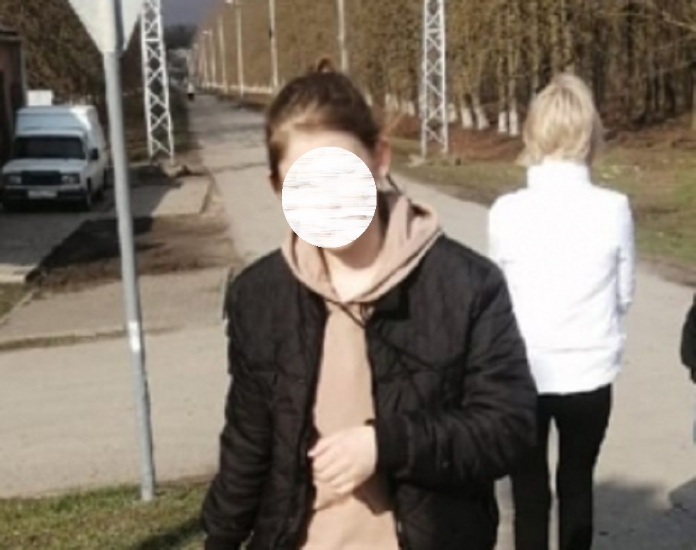 Пропавшую еще в апреле 17-летнюю школьницу из станицы Кировской нашли на вокзале в Ростове