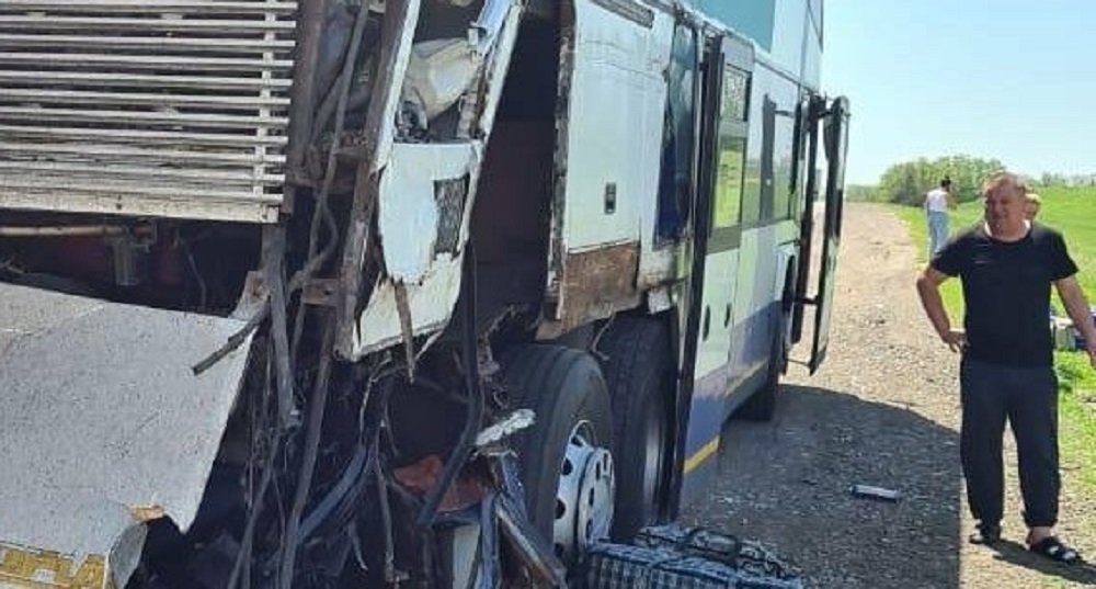 В Ростовской области в ДТП погиб пассажир автобуса