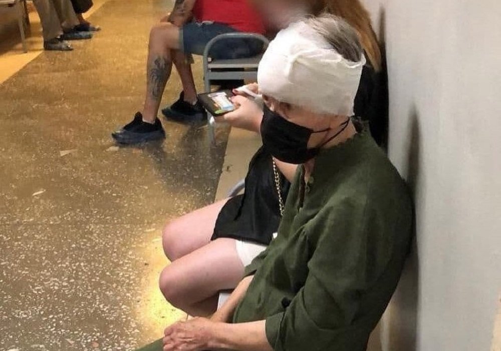 Пенсионерка с пробитой головой несколько часов ждала помощи в ростовской больнице