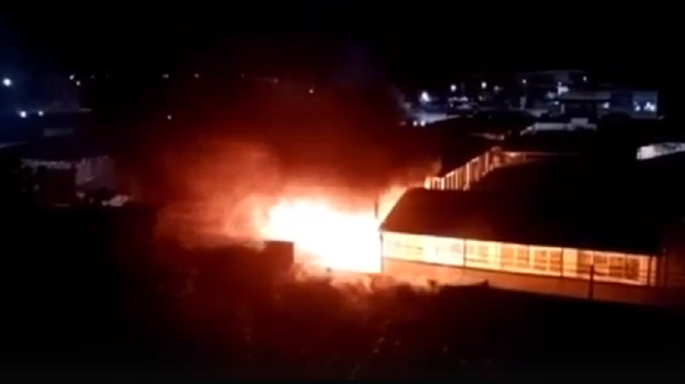 Большой рынок сгорел в Ростовской области ночью 7 июня