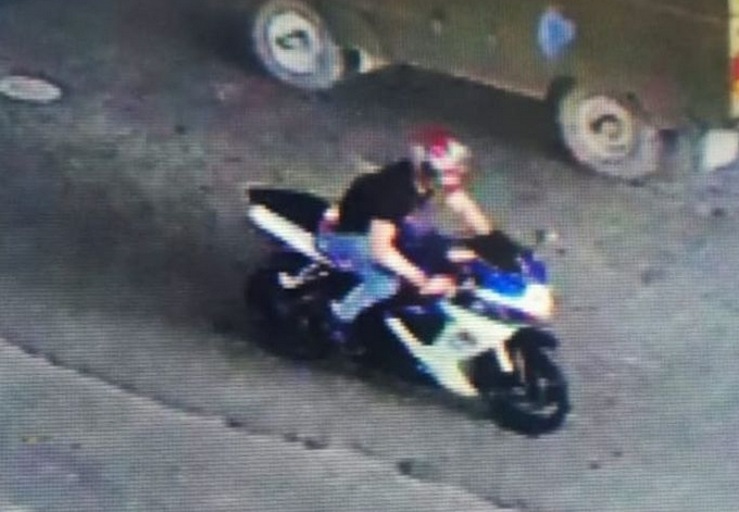 В Батайске мотоциклист наехал на ДПСника, пытавшегося его остановить