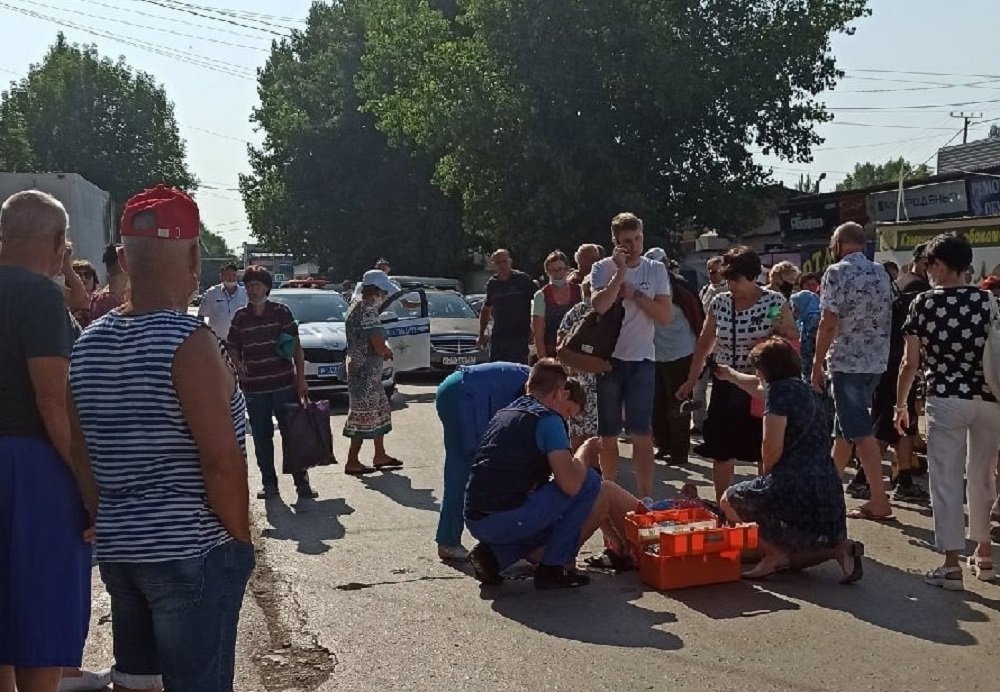 Погода в каменском на 10. Люди Каменск-Шахтинский. ДТП Каменск Шахтинский м4. Авария Каменск Шахтинский 07.10.2022. ДТП Каменск Шахтинский 19.07.21.