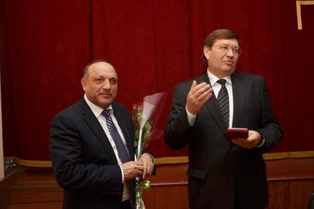 Интерпол объявил в розыск главу ростовской бизнес-империи Карима Бабаева