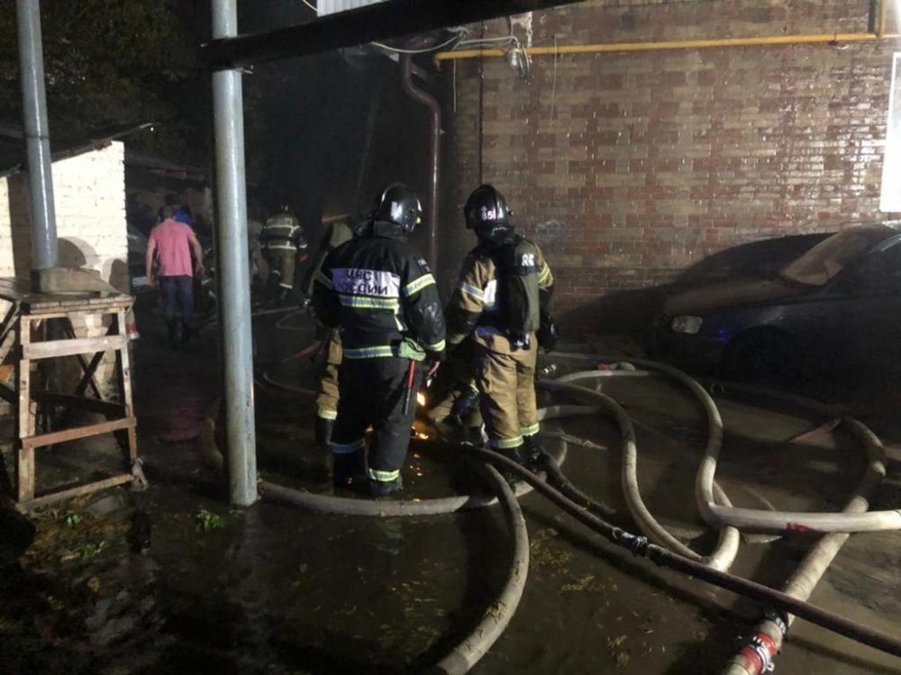 Пожар в жилом доме в Ростове-на-Дону в ночь на 26 июля ликвидировали