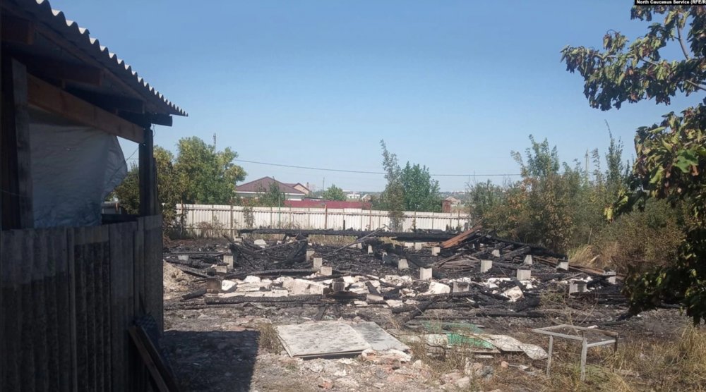 Неизвестные сожгли дом кандидата в депутаты Городской думы Аксая Сергея Шалыгина