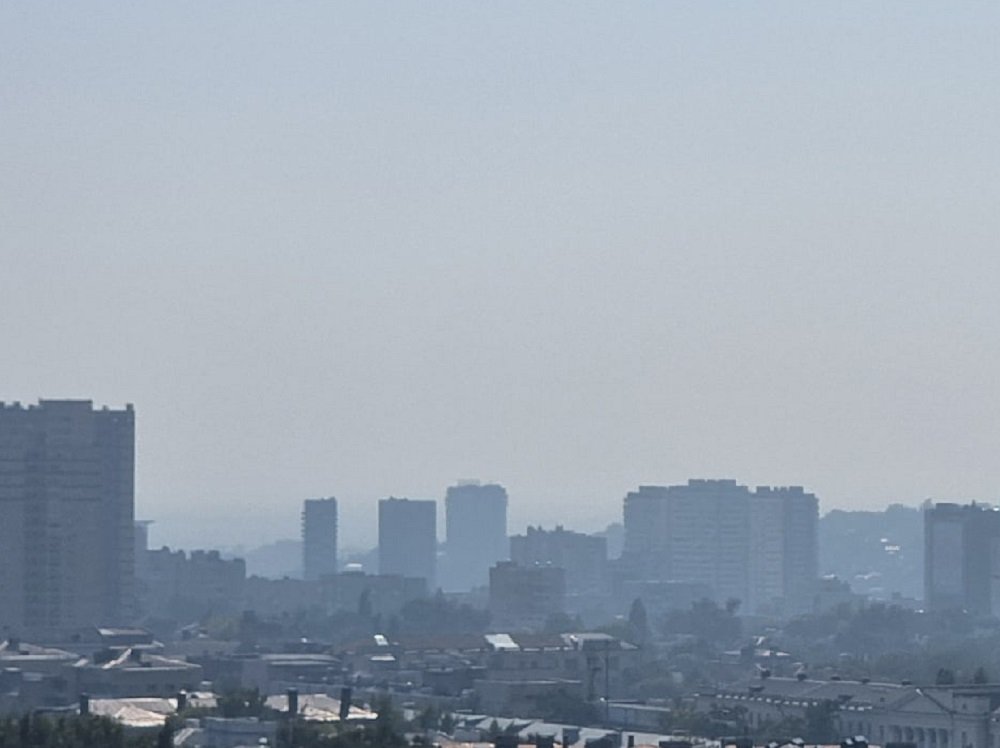 Ростовчане начинают задыхаться из-за окутавшего город смога