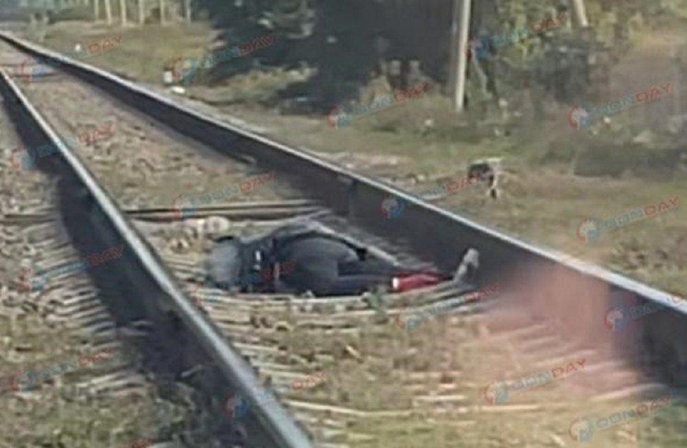В Ростовской области под Целиной поезд убил женщину