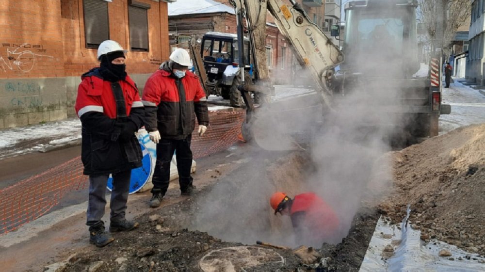 В Кировском районе Ростова из-за коммунальной аварии 23 дома остались без тепла 23 декабря
