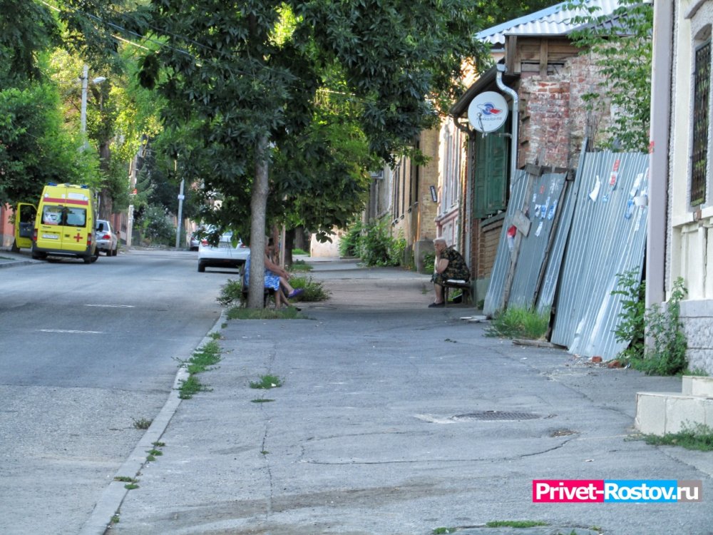 Логвиненко ищет в Ростове способ сохранения аварийных домов