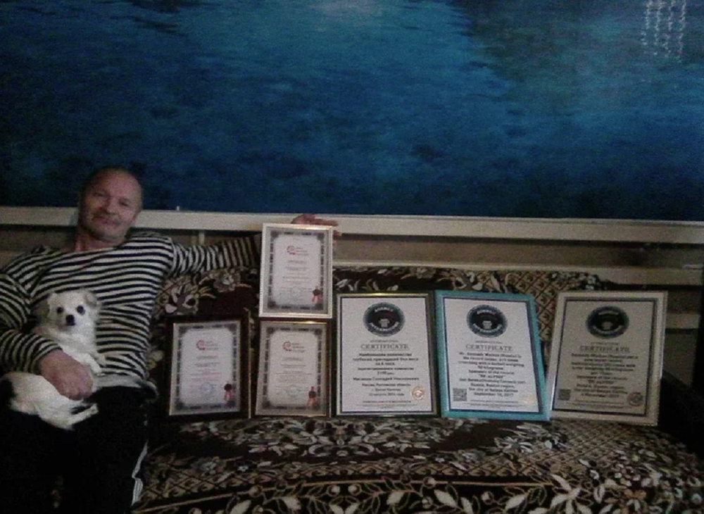В Ростовской области пенсионер поставил мировой рекорд по приседаниям