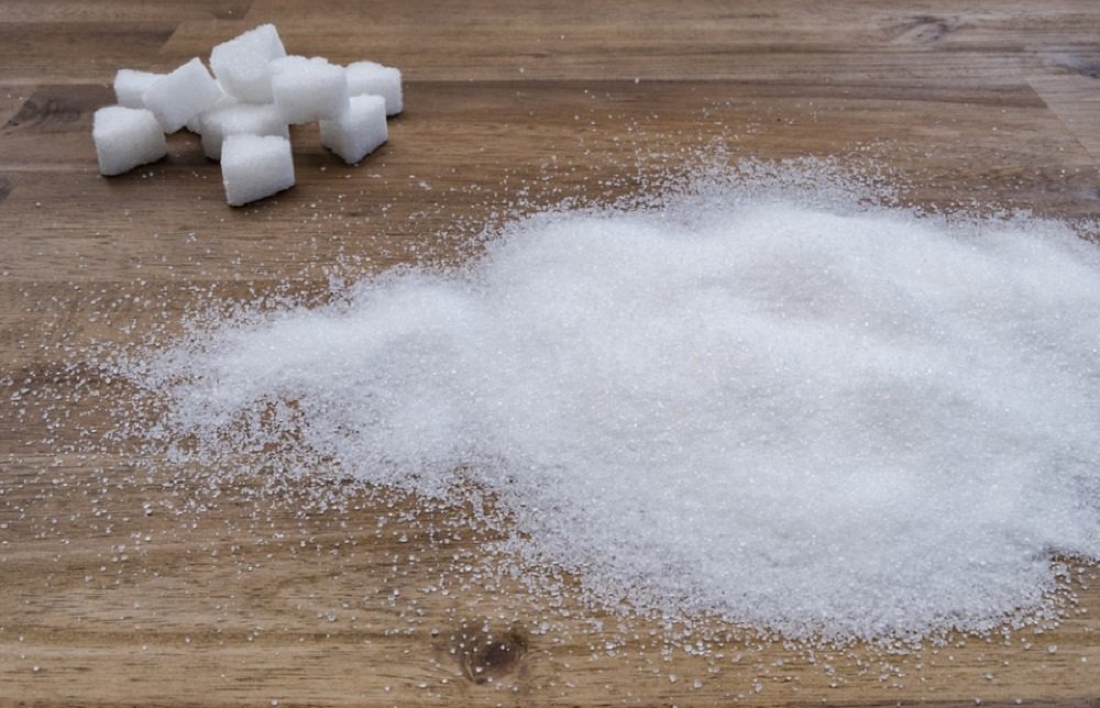 Перекупщики на фурах начали скупать сахар из ростовских торговых сетей с 1 марта