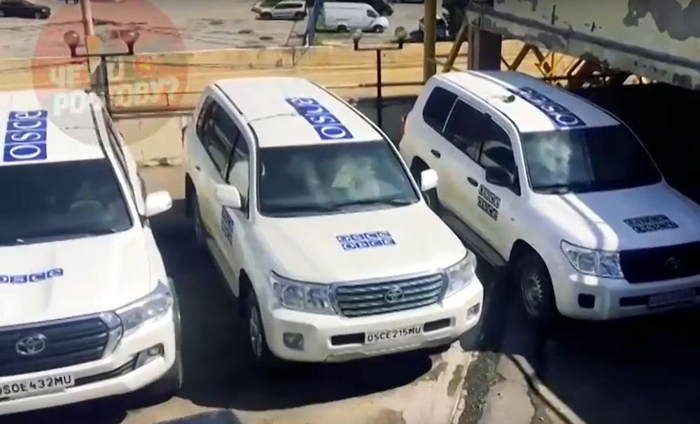 Брошенные в Ростове 43 машины миссии ОБСЕ предложили передать на нужды местного Минздрава