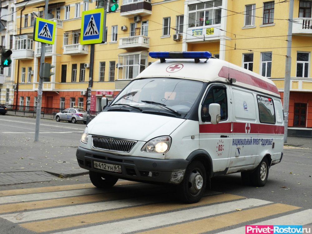Из «проклятого» дома в центре Ростова выпал мужчина с 8 этажа и остался жив