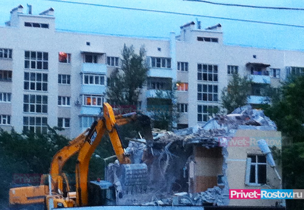 В центре Ростова-на-Дону под снос попал еще один дом времен Октябрьской революции