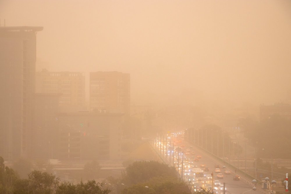 Мощные пыльные бури окружат Ростовскую область с 28 апреля
