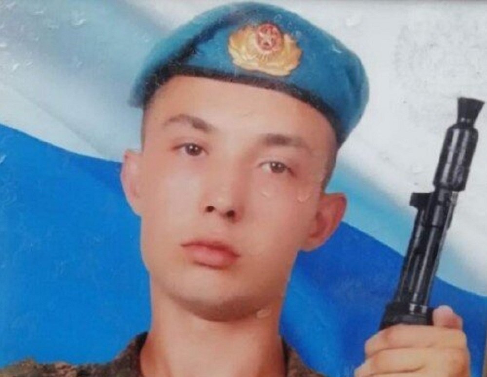 Родственники военного Манилюка рассказали, как погиб Денис из Ростовской области на Украине