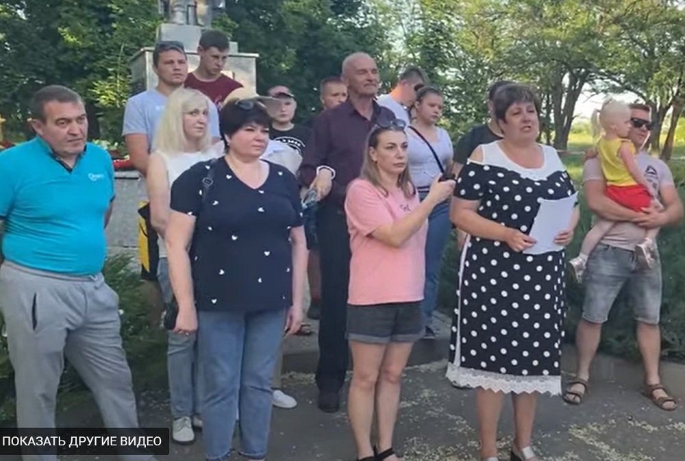 Возмущенные жители Ростовской области обратились к Путину из-за передачи единственной школы посёлка церкви