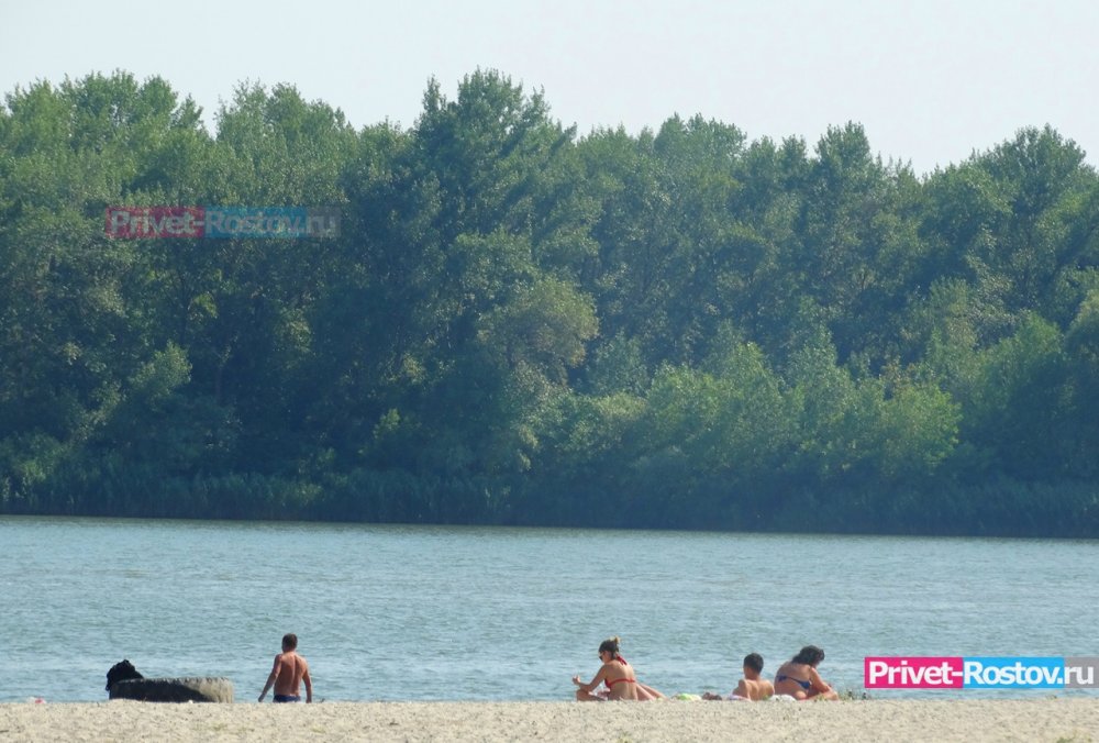 Массово мыться в речках стали жители Ростова-на-Дону из-за отсутствия горячей воды в июле