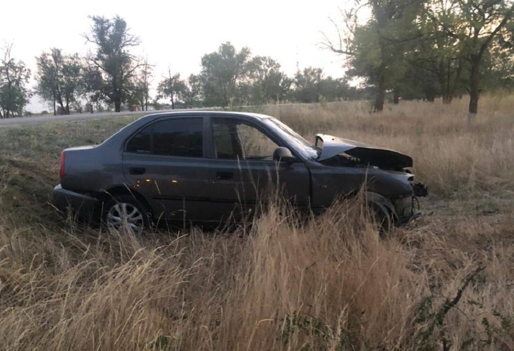 В Ростовской области водитель иномарки потерял сознание и попал в ДТП