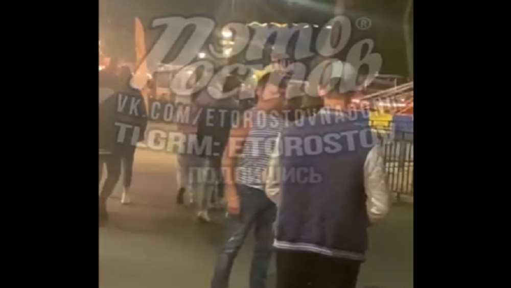 Мужчина в десантной тельняшке разнёс стойку с молочными коктейлями в ростовском парке вечером 7 сентября