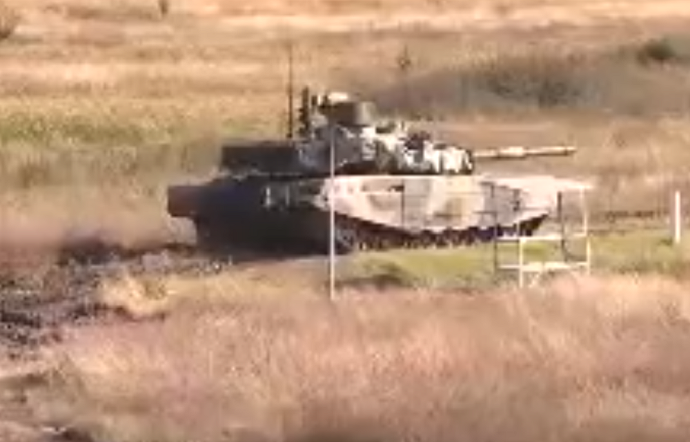 Мобилизованные жители Дона приступили к обучению на новейших танках Т-90М «Прорыв»