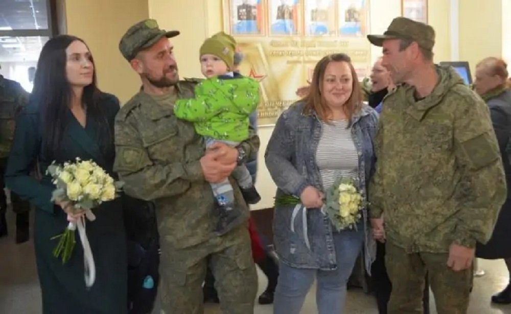 В Новочеркасске организовали выездную свадьбу для мобилизованных и их избранниц в октябре