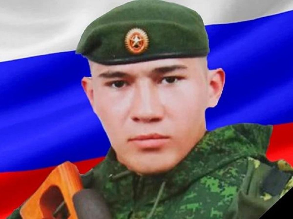 В ходе Спецоперации погиб 22-летний боец Радмир Янбеков, отслуживший в Новочеркасске