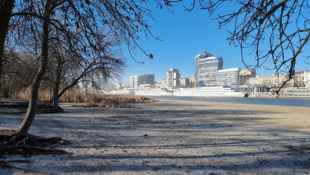 Жители в Ростове-на-Дону заявили, что вода в кранах пропала уже с самого утра 5 декабря