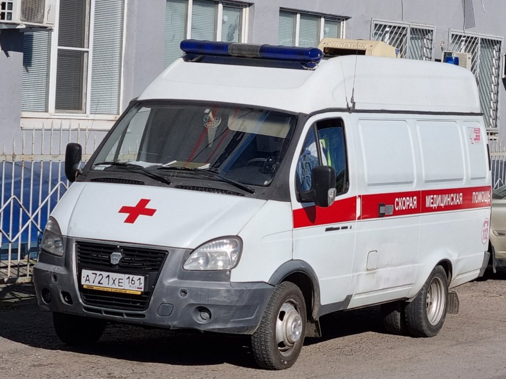 В Ростове-на-Дону врачи спасли ногу парню, попавшему под трамвай на самокате