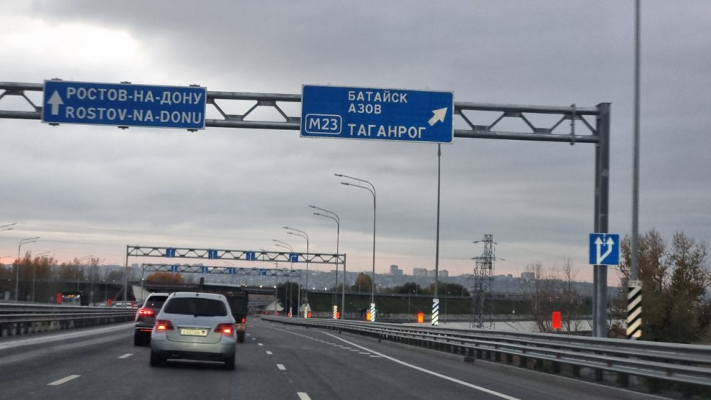 Из-за срочных дорожных работ на трассе Ростов — Таганрог ограничили движение с 22 декабря