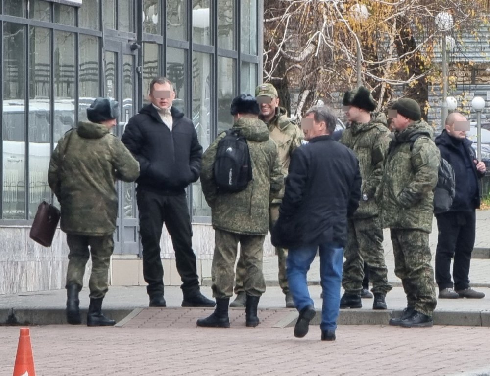В Ростовской области разыскивают шестерых вооруженных заключенных мужчин из ЧВК «Вагнер»