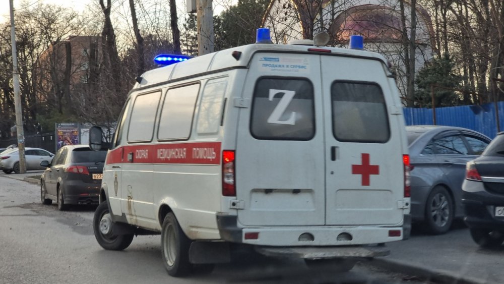 В Ростове-на-Дону 36-летней женщине оторвало руку взорвавшейся петардой