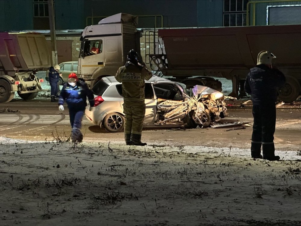 Инспектор ДПС на чужом авто устроил смертельную аварию в Таганроге вечером 7 января