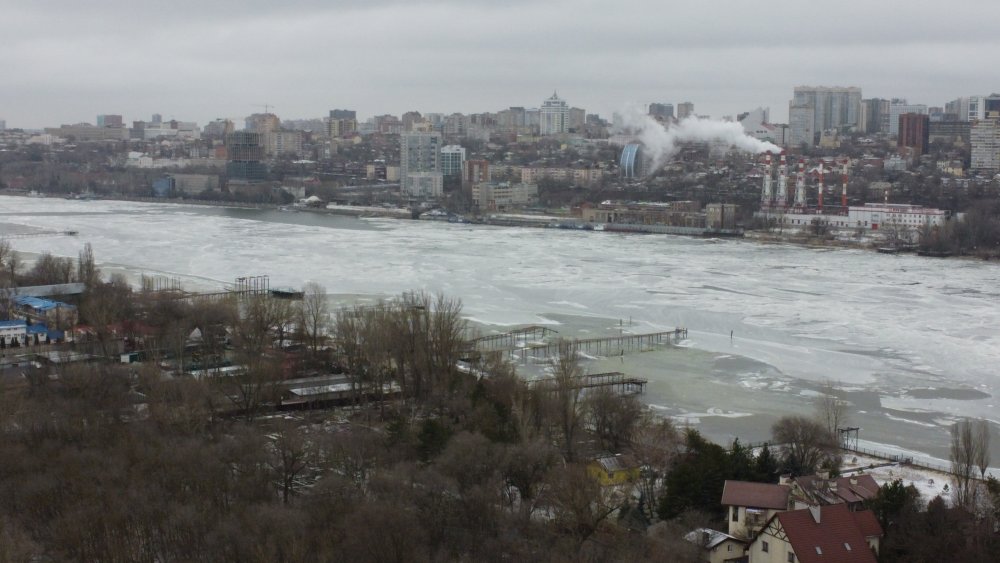 Левый берег Дона в Ростове зимой