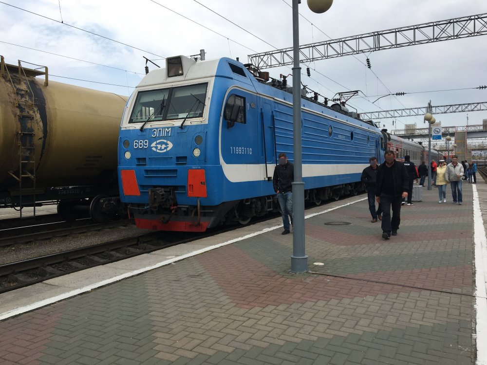 В Ростовской области 65-летняя женщина погибла под колесами поезда