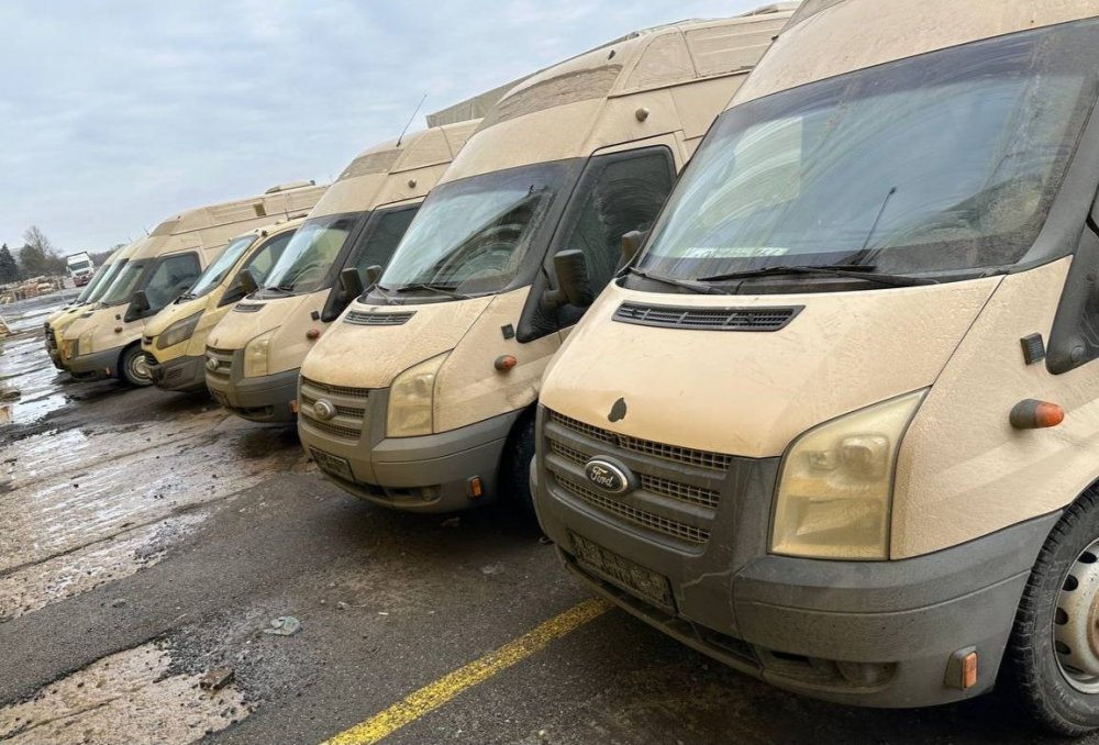 Рогозин заявил о доставке в Ростов-на-Дону 30 бронеавтомобилей для участников СВО